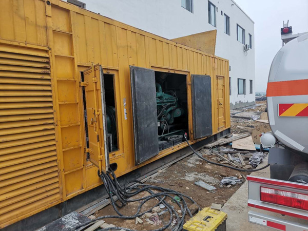 泰山如何判断调压板增益参数的设置是否合理？